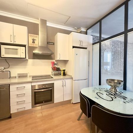 Urbe10 Plaza De Uncibay 3 Bedrooms Apatment 말라가 외부 사진